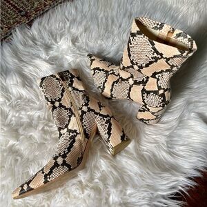 Snake Mid Heel Point Ankle Sock Boot